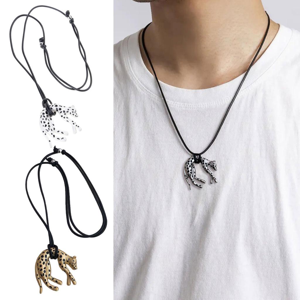 Featuring Retro Leopard Designs Pendant On Necklace In Sturdy Alloy For Various Occasions