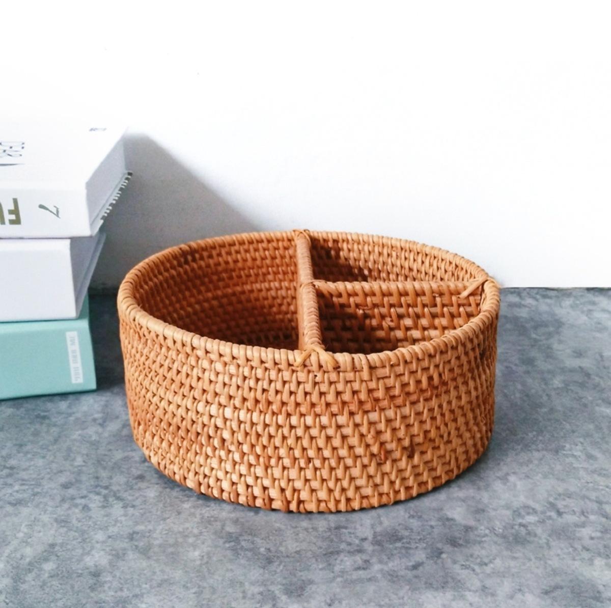 Handmade Rattan Woven Sundries Basket - Multifunctional Storage Box for Living Room Coffee Table or Desktop Usage Japanese Style 2269₽