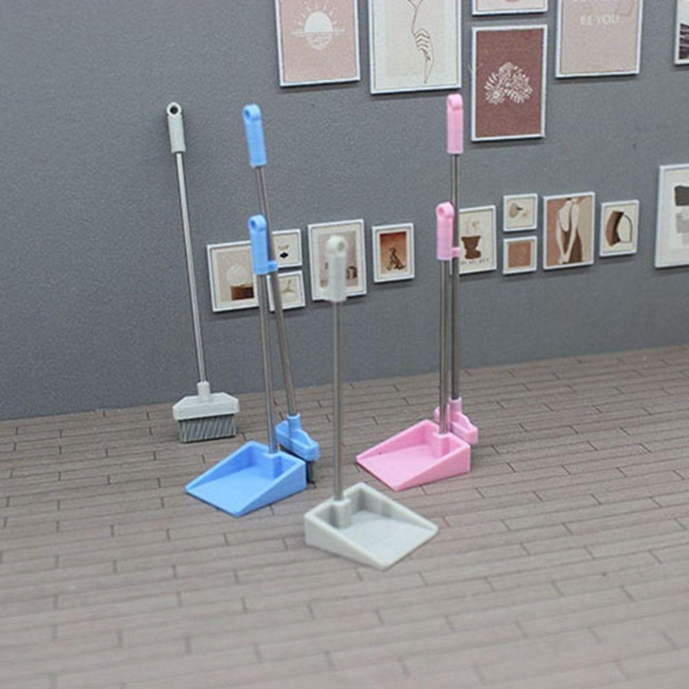 Micro Life Dollhouse Miniature Broom 1:12 Decor Toy New Cleaning Tools  Doll Home Decoration