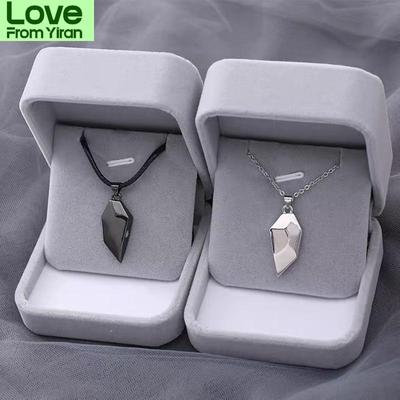 1pair Magnetic Couple Necklace For Lovers Gothic Punk Heart Pendant Necklace For Men Wedding Couple Jewelry Valentine 'S Day Gift