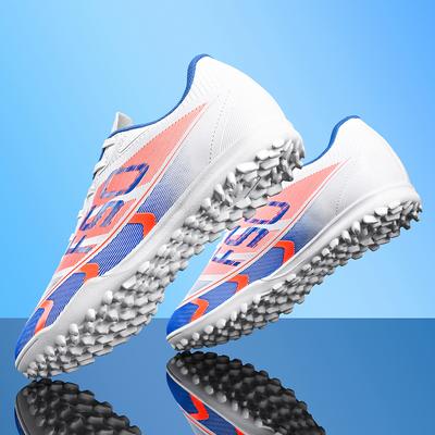 Spor için özel ayakkabılar – Kramponlar