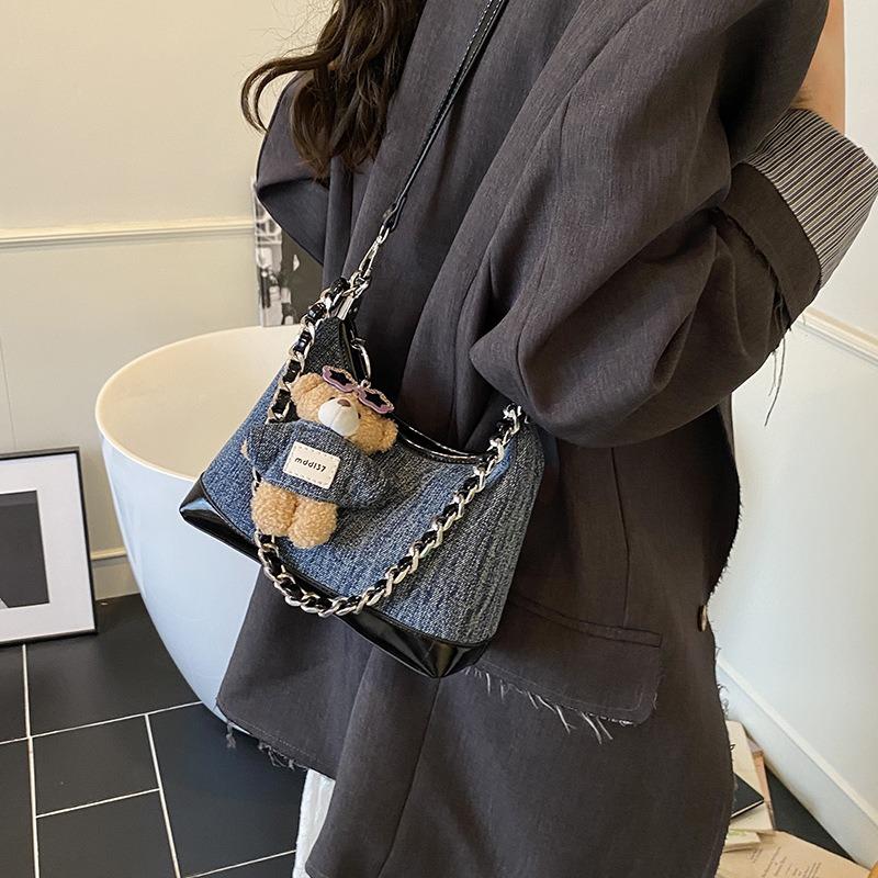 Jeansväska dam sommar ny mode nisch budväska high-end kedja enkel axel armhåleväska