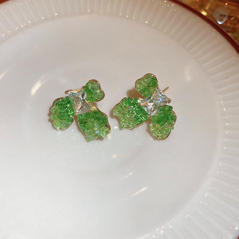 Double-Sided Silver Needle Pearl & Diamond Stud Earrings - Korean Cold Style for Women