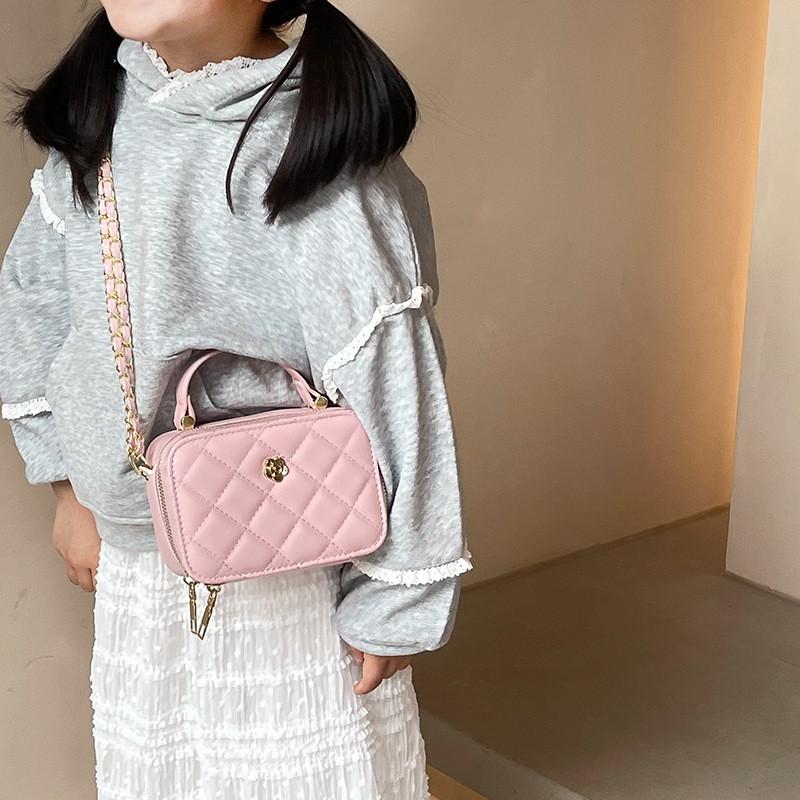 Kids Girls Cute Chain Shoulder Bag With Breathable Material For School And Outings