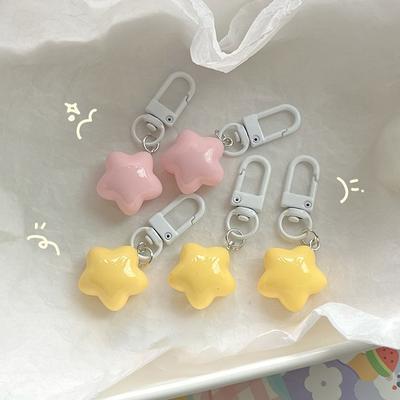 Llavero con colgante de estrella kawaii, bonito llavero con pentagrama de color caramelo para niñas, colgante decorativo para bolso.