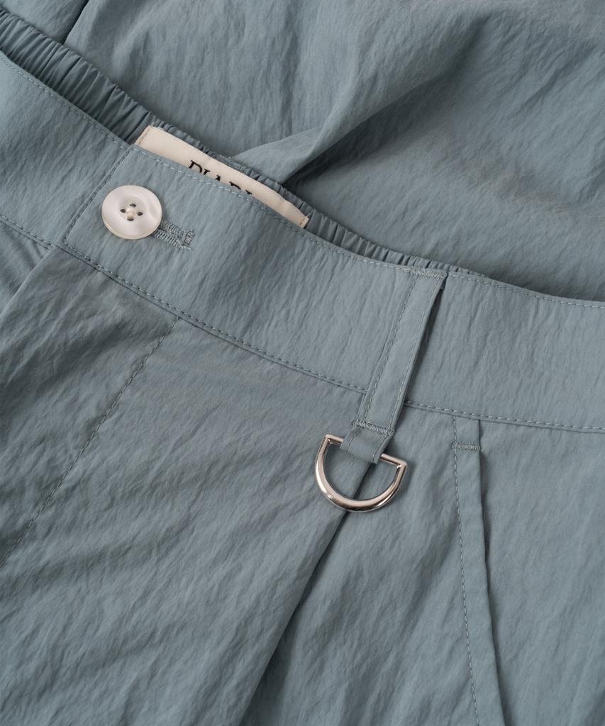 Piali Diagonal Pocket Nylon Wrinkle Bermuda Shorts (Graysh Blue)