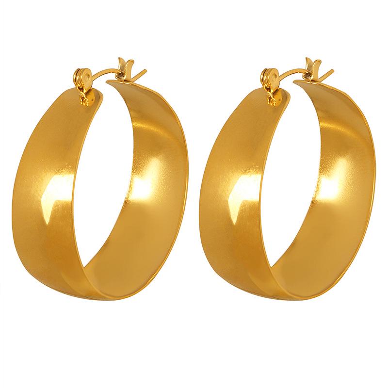 European-American Vintage Asymmetrical Round Titanium Steel Earrings for Women