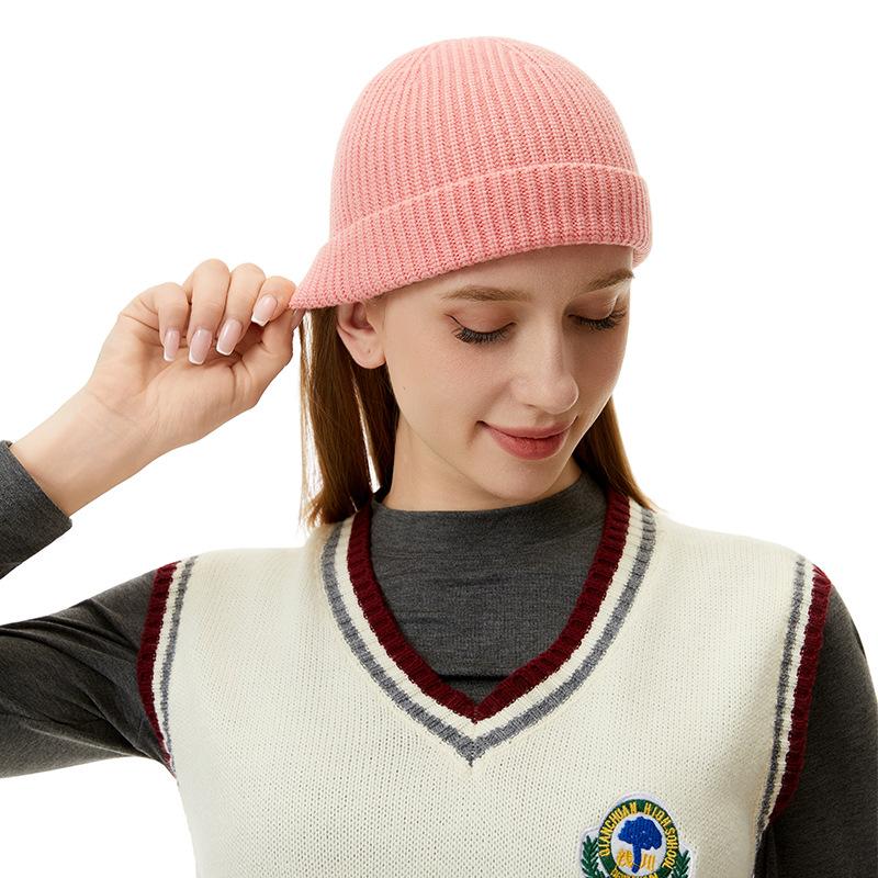 Knitted wool hat for men and women, autumn and winter warm cover, cold hat, yuppie sailor hat, seamless integrated melon fur hat