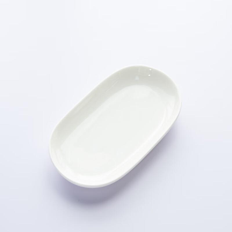 

LISM White Nordic Ceramic Multipurpose Oval Dish