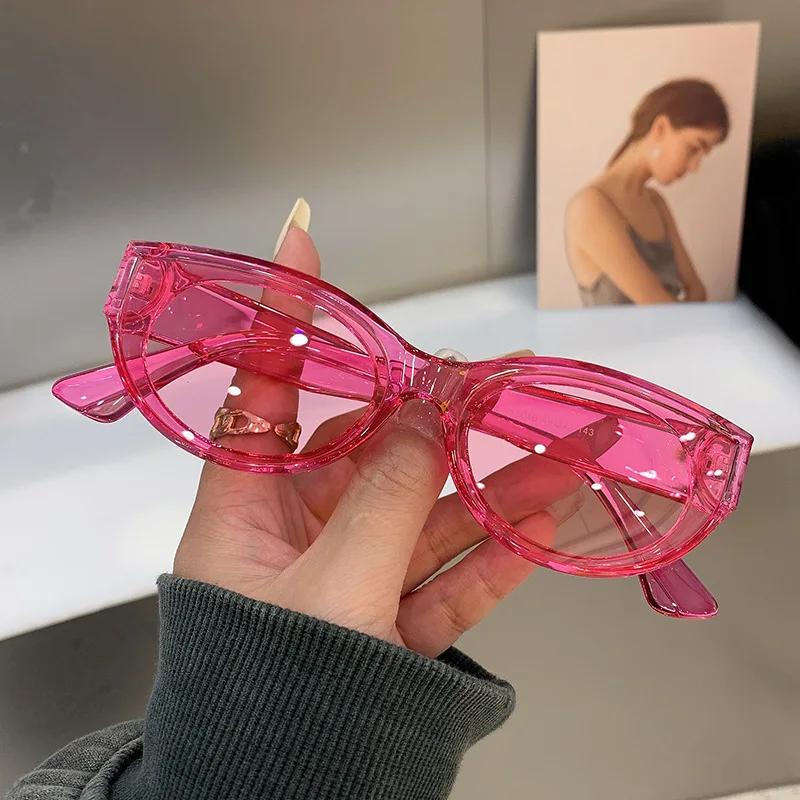 New Luxury Brand Designer Small Frame Cat Eye Sunglasses Women Vintage Fashion Sun Glasses Popular Punk Sexy Ladies Shades Uv400