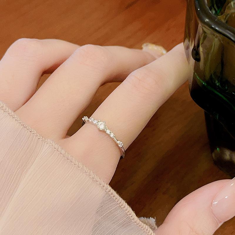 Simple And Fashionable Zircon Ring Cold Wind Light Luxury Niche Design Flash Diamond Adjustable Opening Ring
