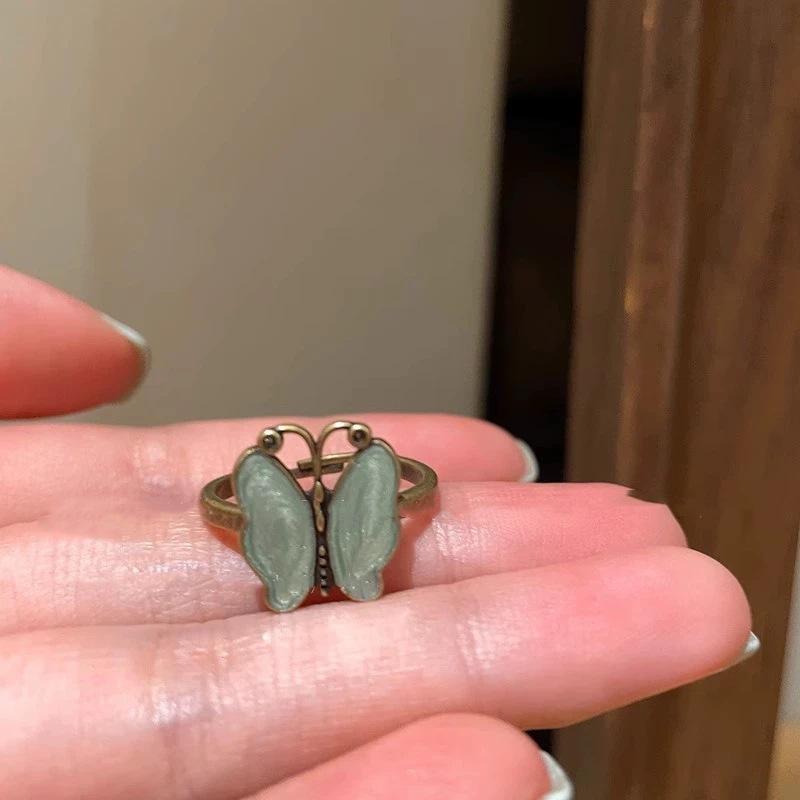 Chinese-style Retro Vintage Aged High-end Unique Small and Distinctive Butterfly-shaped Finger Ring Butterfly Ring