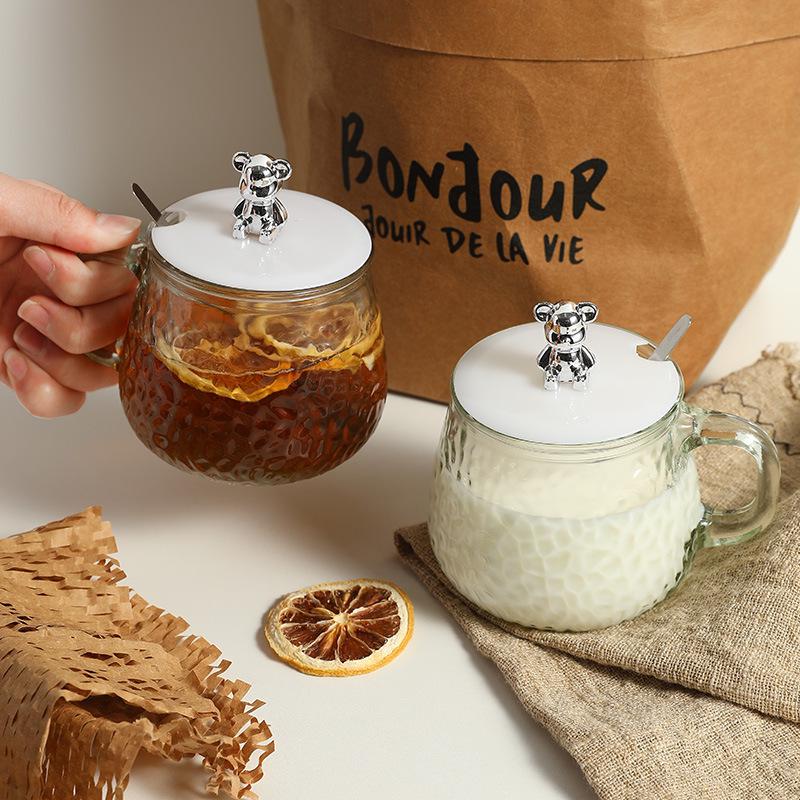 Nový přírůstek: Jednoduchý kreslený skleněný hrnek s medvídkem a uchem - Užijte si dopravu zdarma za 0,01!