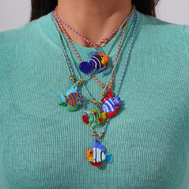 Multifuntional Glass Fish Necklace Adjustable Chain Necklace Elegant Pendant Necklace Suitable for Fashion Lover Present