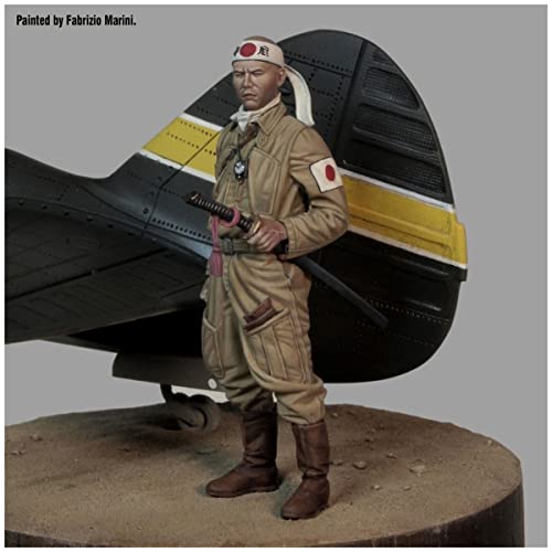 Royal Model 1/16 WWII Japanese Army Air Pilot Resin Kit RM977