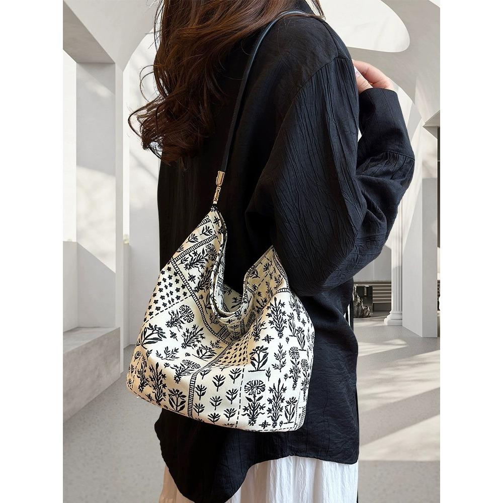 New Chinese bucket bag women's summer 2025 new trendy Korean version canvas bag niche fashion shoulder armpit bag women