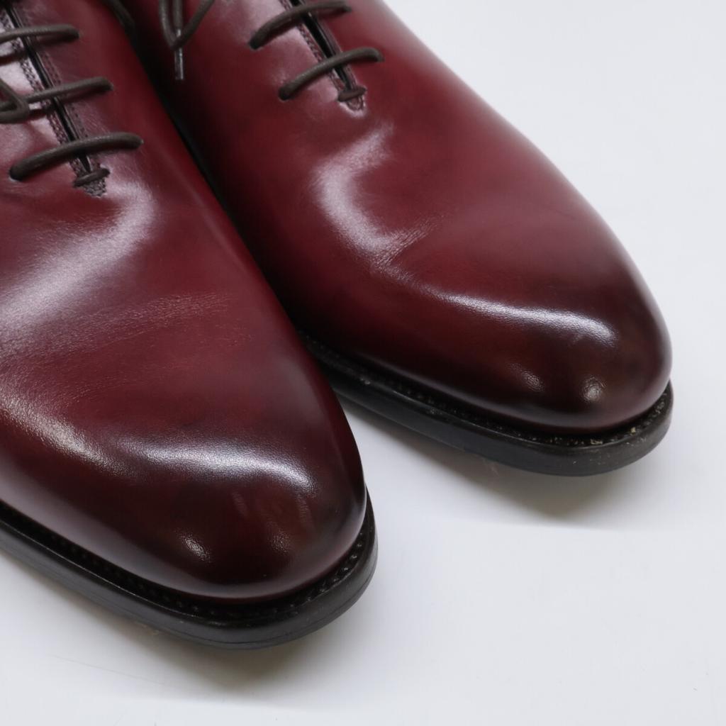 Salvatore Ferragamo Puikios būklės JD6299 TRAMEZZA 4 skylučių whole cut batai 8 2E Bordo Spalvos Naudoti