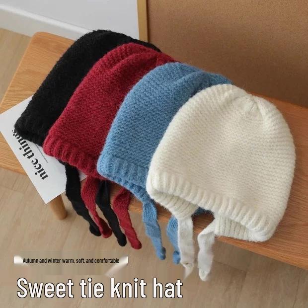 

Вводное предложение со скидкой ¥5: Женский вязаный комплект шапка и сумка - Защищающий уши, Защищающий от холода для осени/зимы.