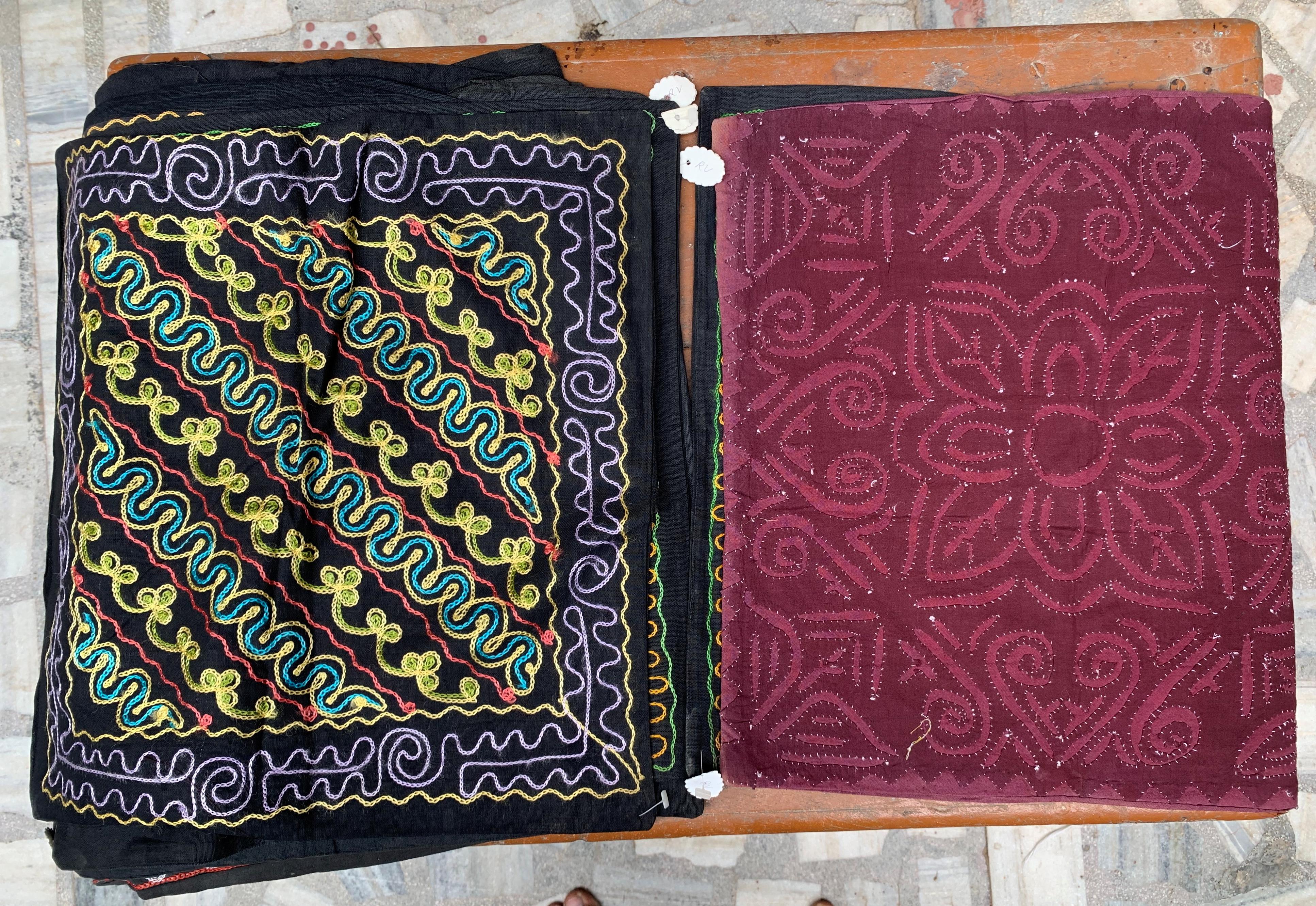 

Vintage Thread work Cushion Covers - Old Stock with Rich Patterns 40 x 40 cm ( l x h ) approx.