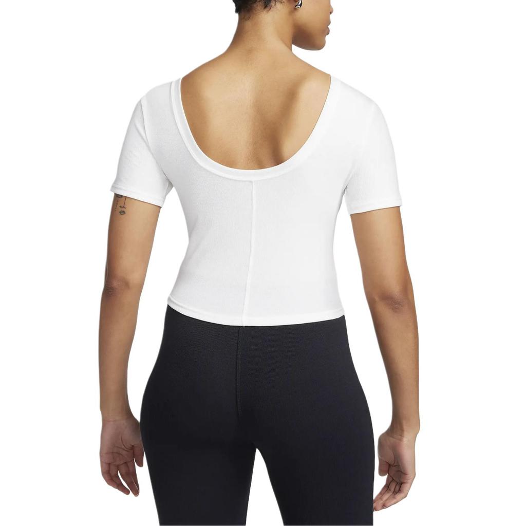 Nike T-Shirt Women's Sail Color FN3665-133