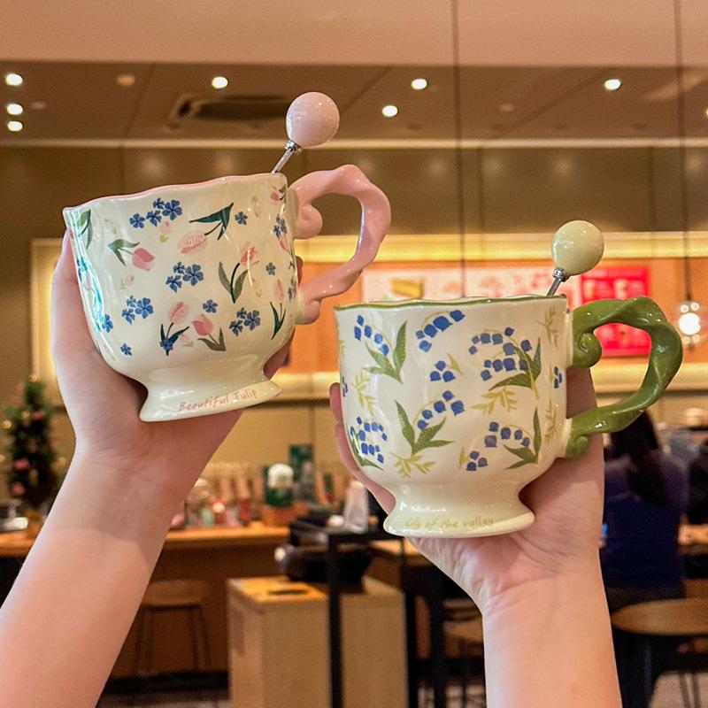 High-value Retro Flower Ceramic Mug Large-capacity Breakfast Coffee Cup Couple Water Cup Girl Birthday Gift Coffee Mug Milk Cup