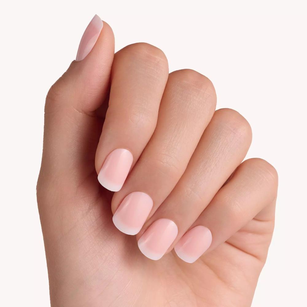 Essence False Nails French Manicure Click-on - 