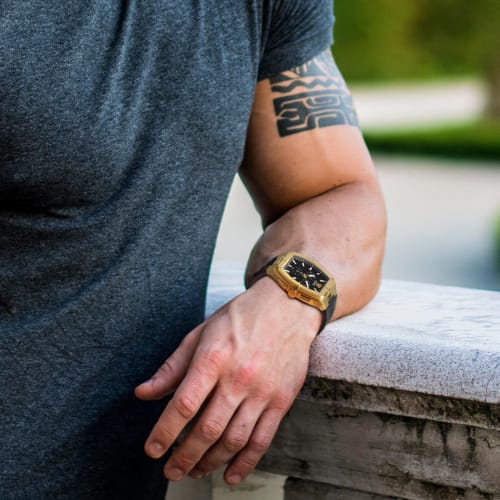 VERSACE Men's V-sporty Tonn.Greca Watch (VESP00324) with Quartz Movement, Water Resistant, Sapphire Crystal, Black Dial, and Stainless Steel.