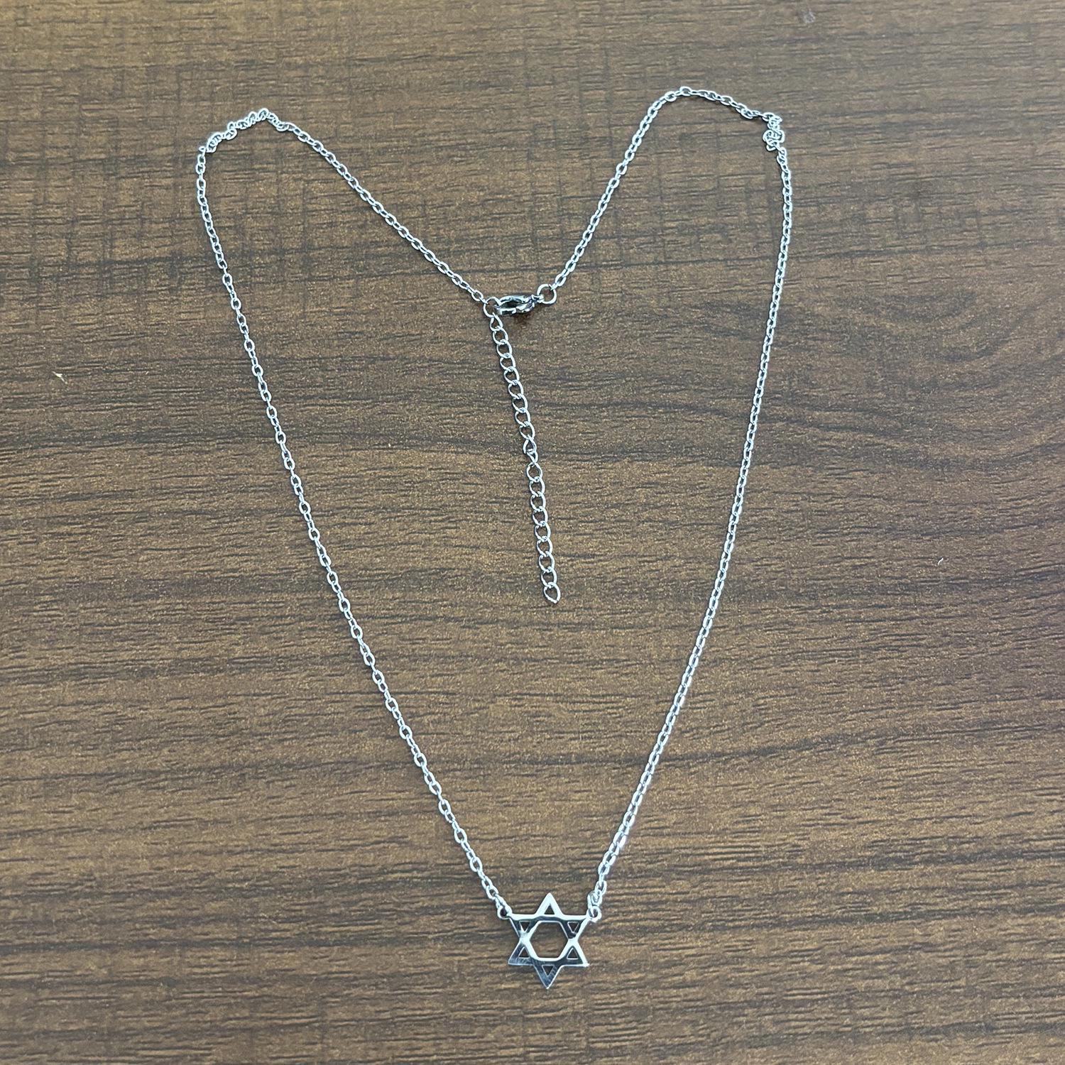 Stainless Steel Double-Hole David Star Necklace - Simple Six-Pointed Star Single-Layer Design