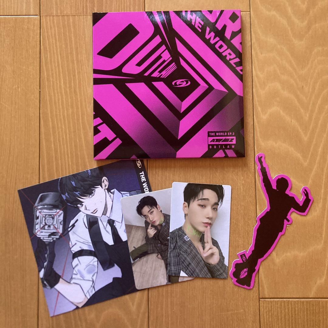 

[USED] ATEEZ outlaw digipack UK exclusive hello82 sun