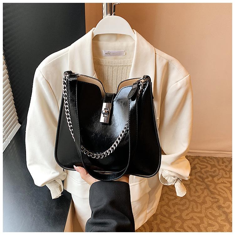 Versatile Bucket Bag Women's Summer New Simple Casual Shoulder Bag High-end Fashion Women's Bag