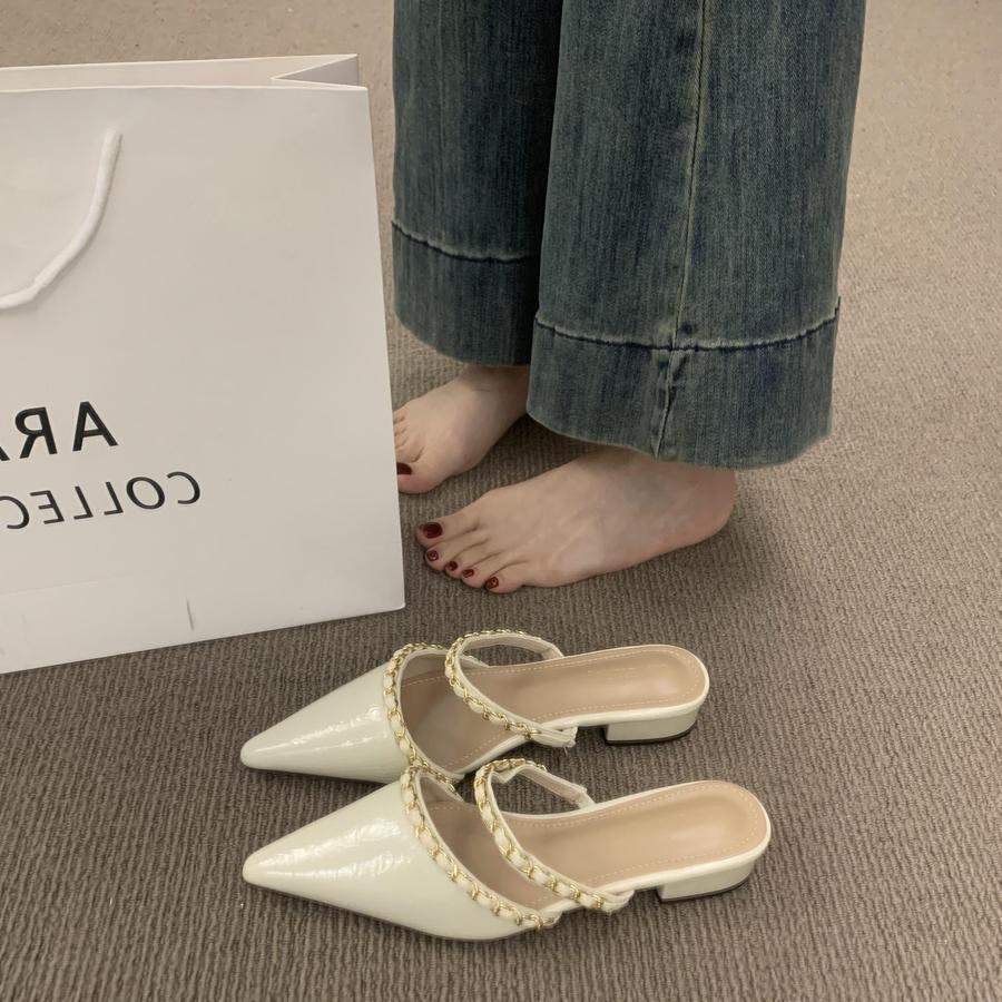 Retro Chain with Bag Head and Half Slippers for Women Wearing Lazy People with One Pedal Temperament Pointed Head Low Heel Mueller Shoes