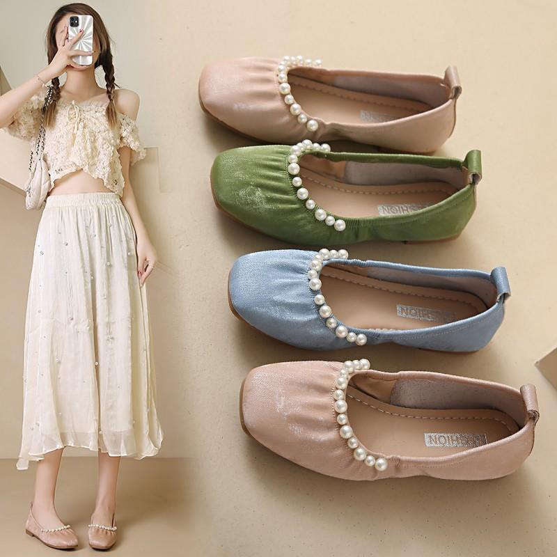 Fashion Women's Fashion Flat Shoes Autumn New Square Head Shallow Mouth Beaded Light Soft Sole Non-slip Single Shoes