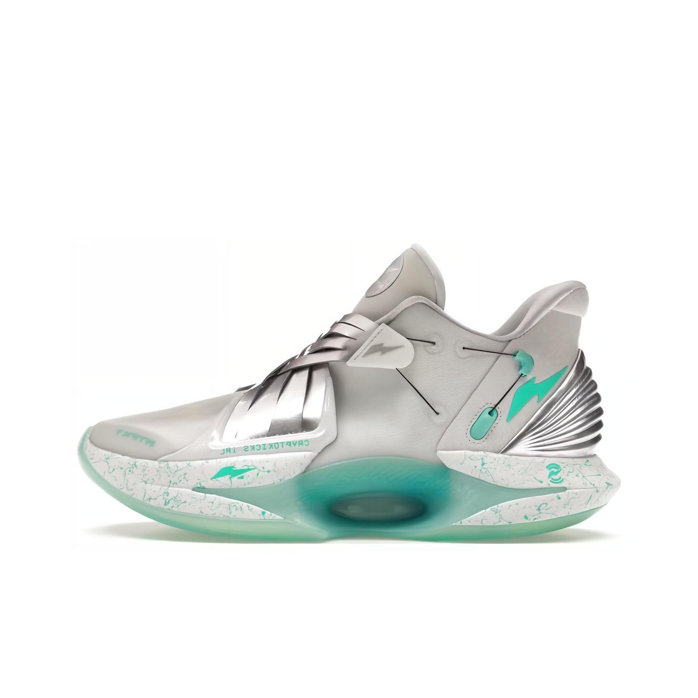 

Новые Nike Rtfkt Cryptokicks IRL Ice FJ3883-100 44.5