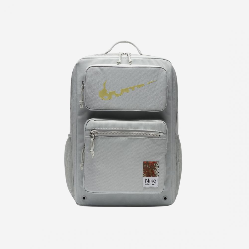 

Рюкзак Nike Utility Speed ​​27 л, светло-серебристый