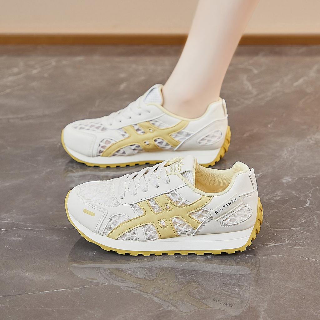 2025 Sommer hohles Mesh atmungsaktiv Forrest Gump Schuhe Damen neue Mode vielseitige Sport-Freizeitschuhe leichte Reiseschuhe
