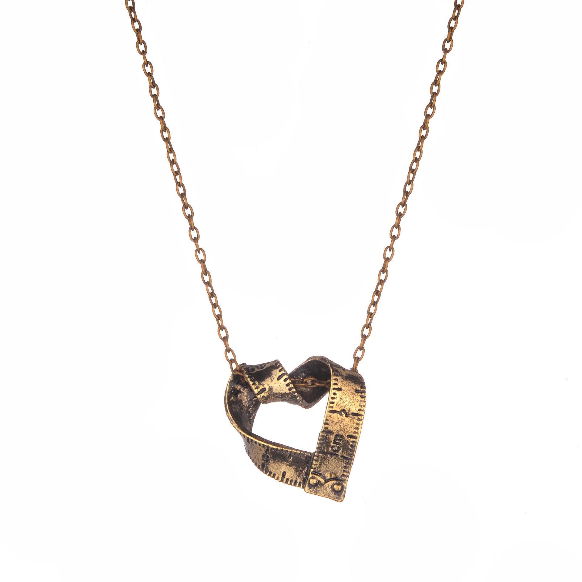 Retro Rotating Heart Necklace for Women