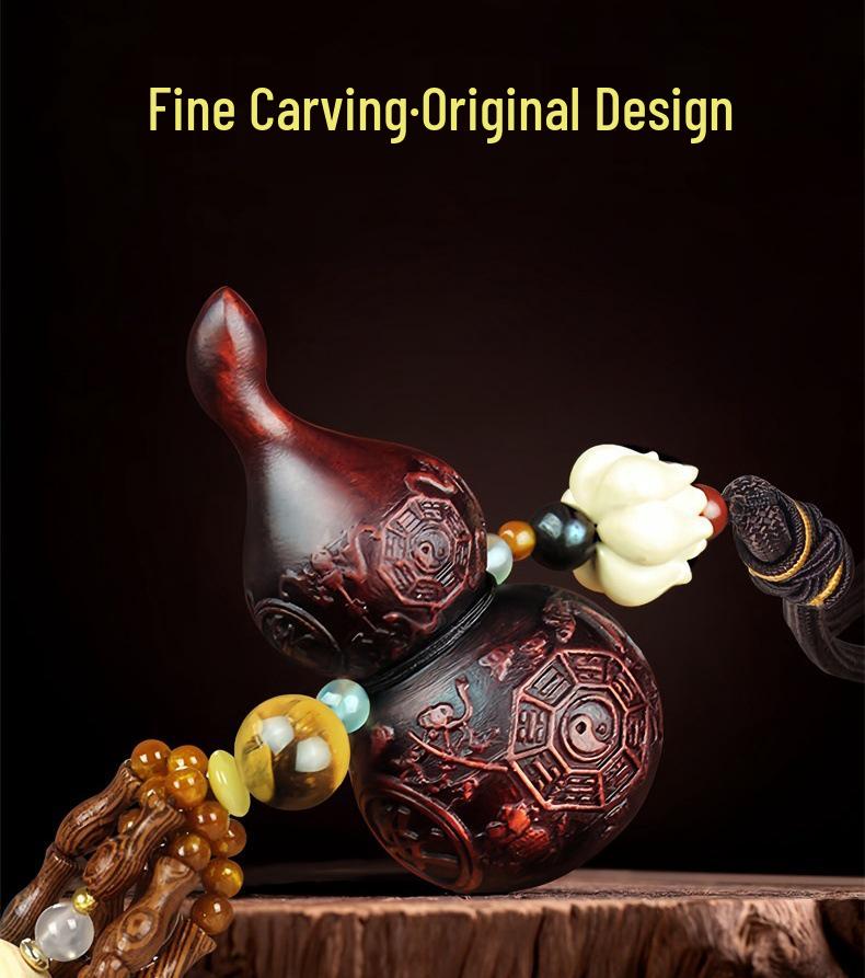 Peach Wood Gourd Car Pendant - Rearview Mirror Hanging Ornament for Safe Travel.