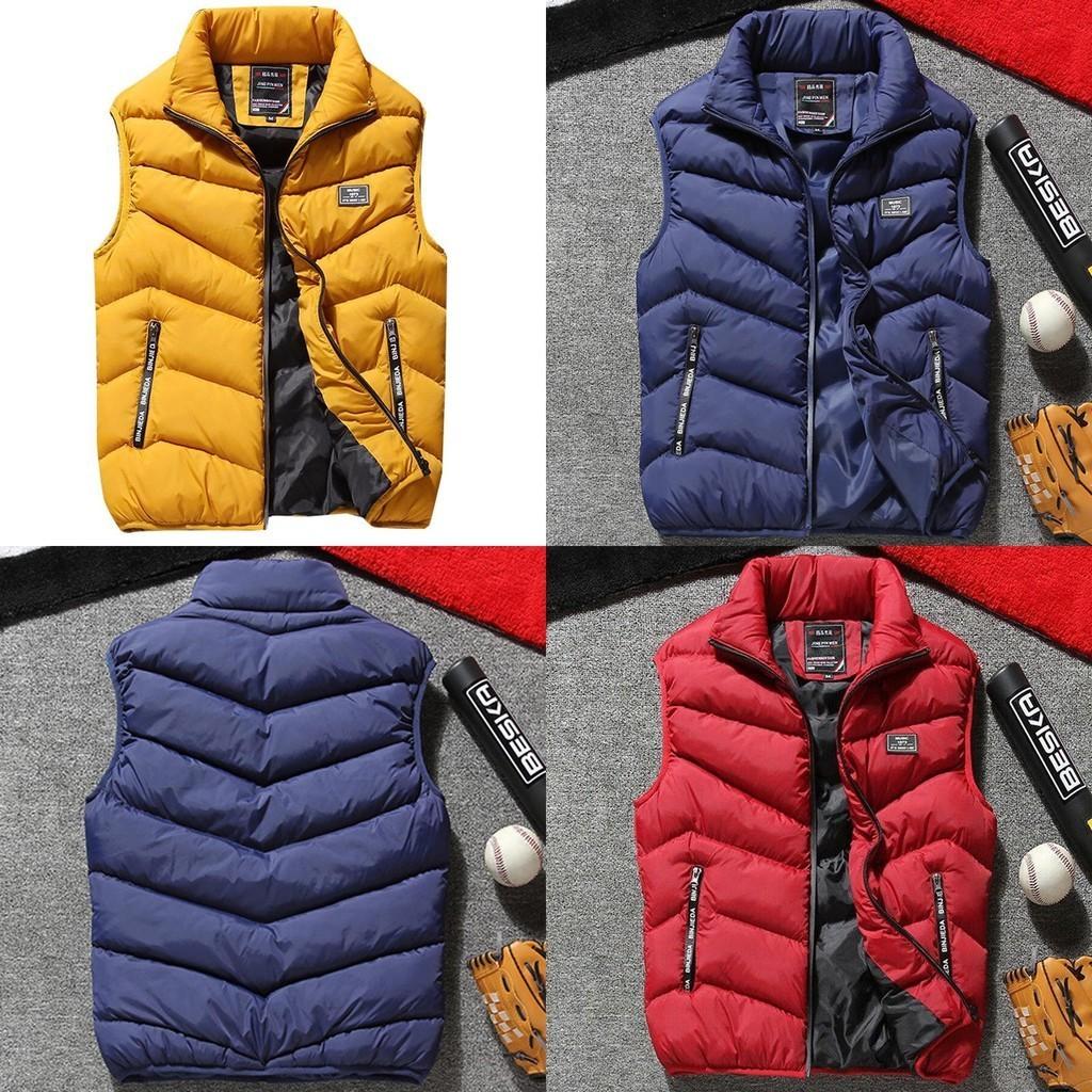 Fashionable Mens Quilted Coat Vest Waistcoat Parka With Solid Pattern And Regular Fit