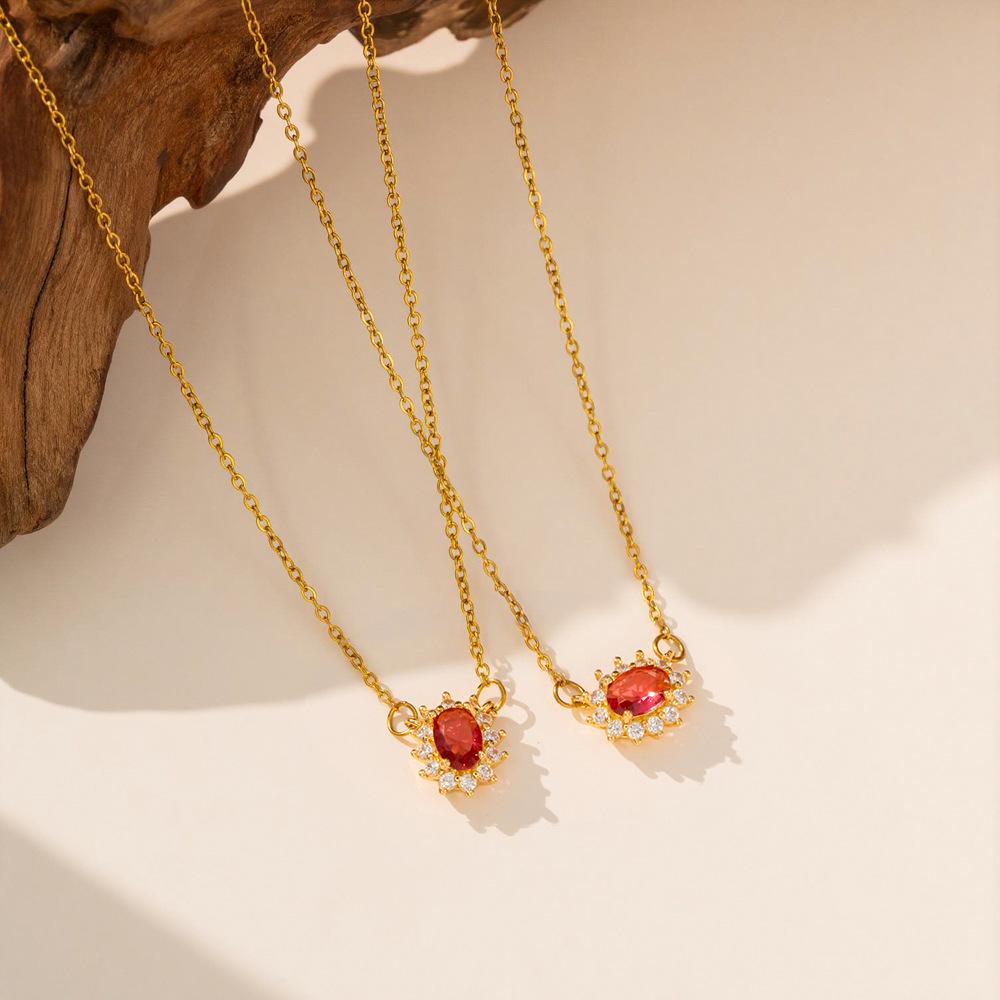 Women's Luxury Red Zircon Oval Pendant Necklace, Titanium Steel Clavicle Chain, Fashionable Niche Jewelry