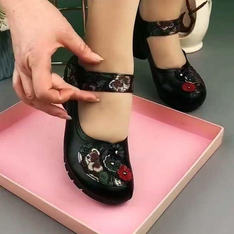 Women's Spring Soft Leather Soft Sole Medium Heel Thick Heel Retro Casual Women's Shoes Ethnic Style