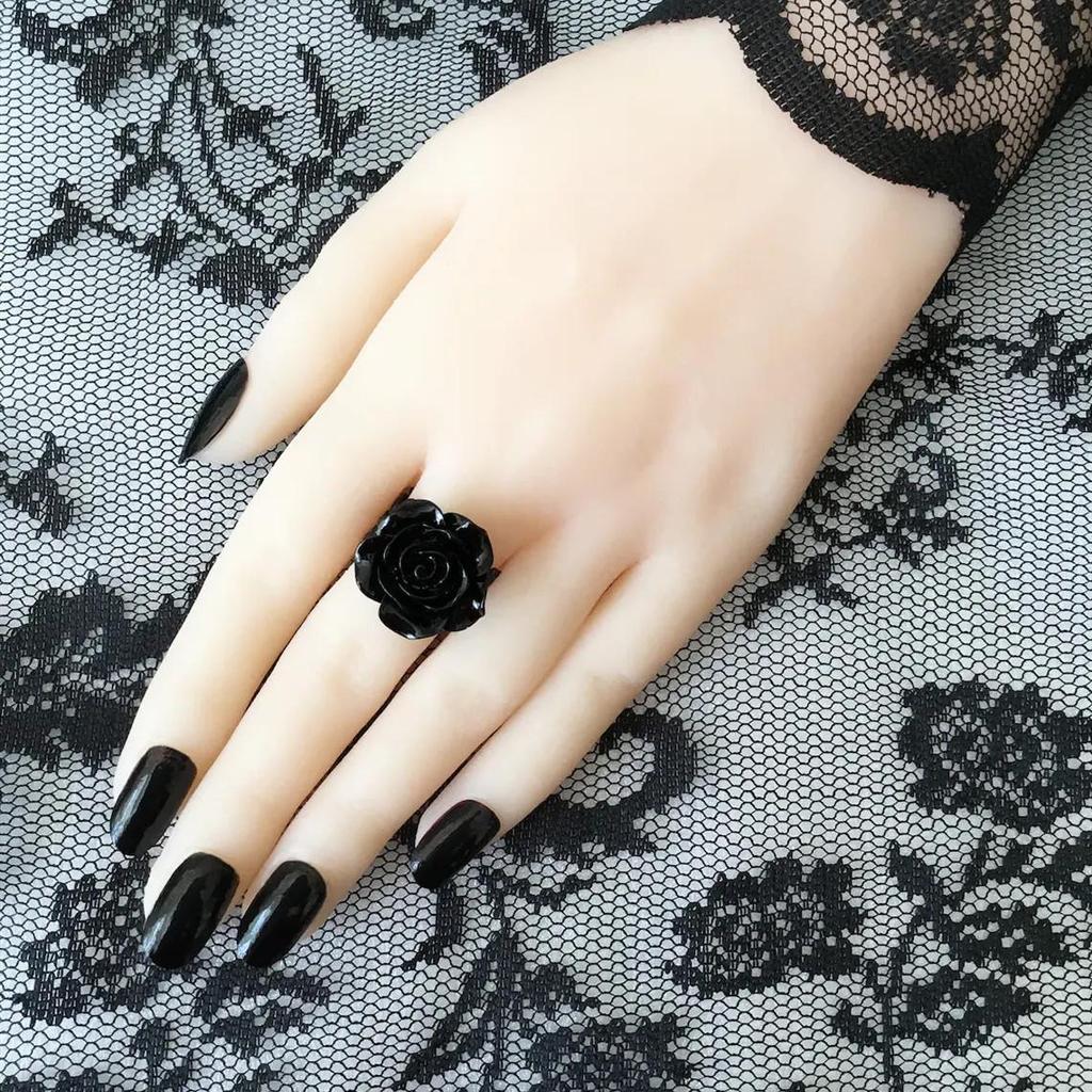 Adjustable Black Rose Gothic Victorian Filigree Ring