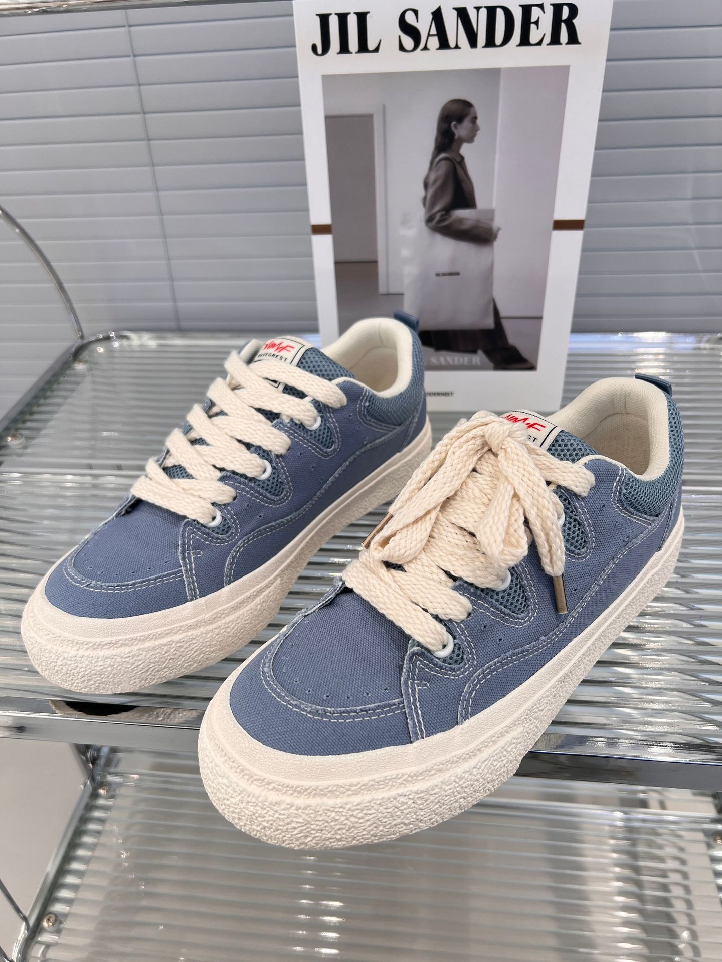 

Men s shoes trendy shoes bread canvas shoes shoes Korean version versatile skateboard shoes niche Hong Kong style popular men s shoes 8109 44