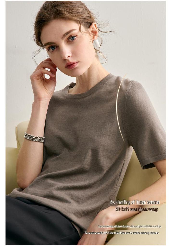 Yangzi 100% Wool Women's Slimming Short Sleeve Knit Shirt - Spring/Summer Round Neck Fashion.