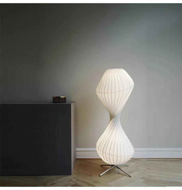 

Скандинавские Тканевые Арт Шёлковые Светодиодные Напольные Светильники для Простых Диванов Боковые Спальные Лампы Дизайнерские Декоративные Подвесные Люстры для Номера Отеля