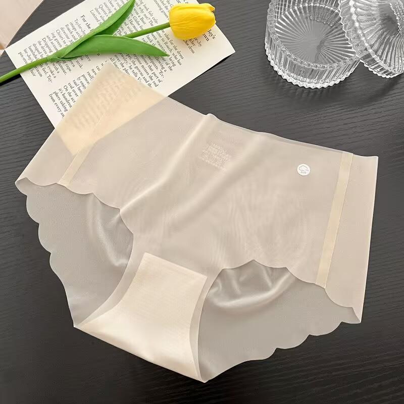 Women's Seamless Ice Silk Underwear Hipster No Show Invisible Panties Ice Silk Stretch Underwear Bikini Underwear Panty Briefs