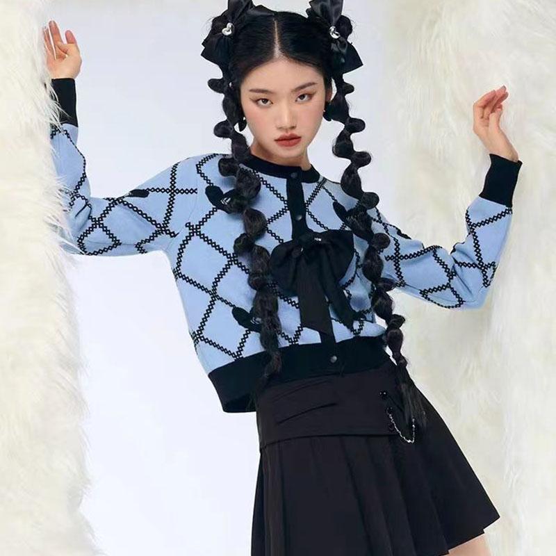 

Свитер-кардиган контрастного цвета в стиле пэчворк. Женский осенне-зимний универсальный нежный и милый кардиган с длинными рукавами.