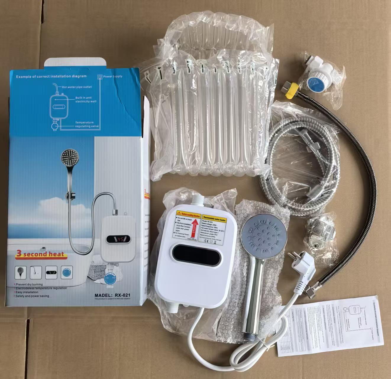 Kompakts instant elektriskais ūdens sildītājs dušām