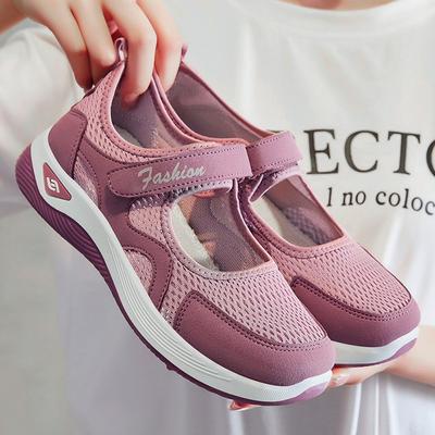 Chaussures pour femmes nouvelles chaussures décontractées en maille été tissées à la volée respirantes pour femmes d'âge moyen et âgées chaussures mères légères à velcro chaussures simples