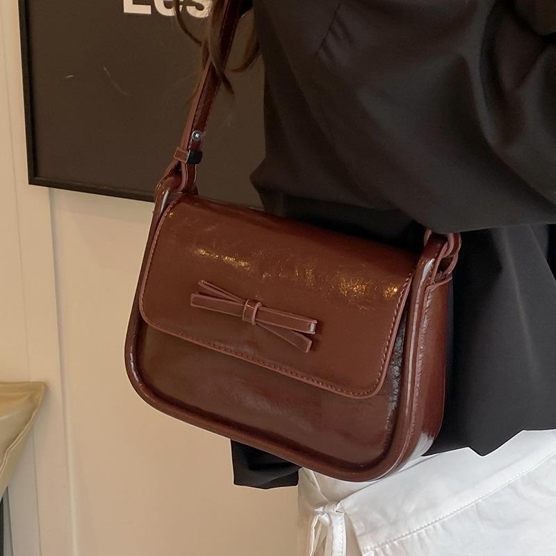 Popular New Products, Niche Ballet Style, Simple Bow Square Bag, Korean Version of Casual Commuting Versatile Solid Color Messenger Bag