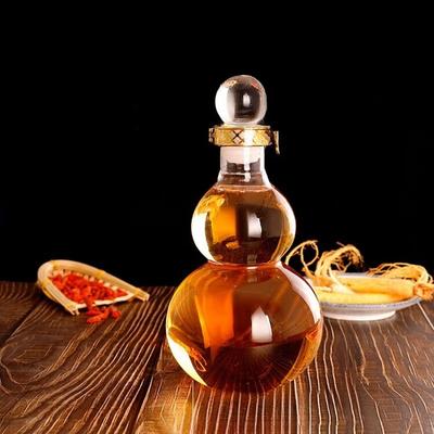 Veselă pentru băuturi – Vase pentru apă și carafe